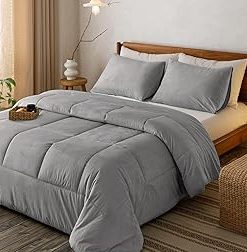 1 Piece Velvet Comforter 400 GSM Ultra Soft Premium Hotel Class Bedding (Twin/Twin XL, Dark Purple)